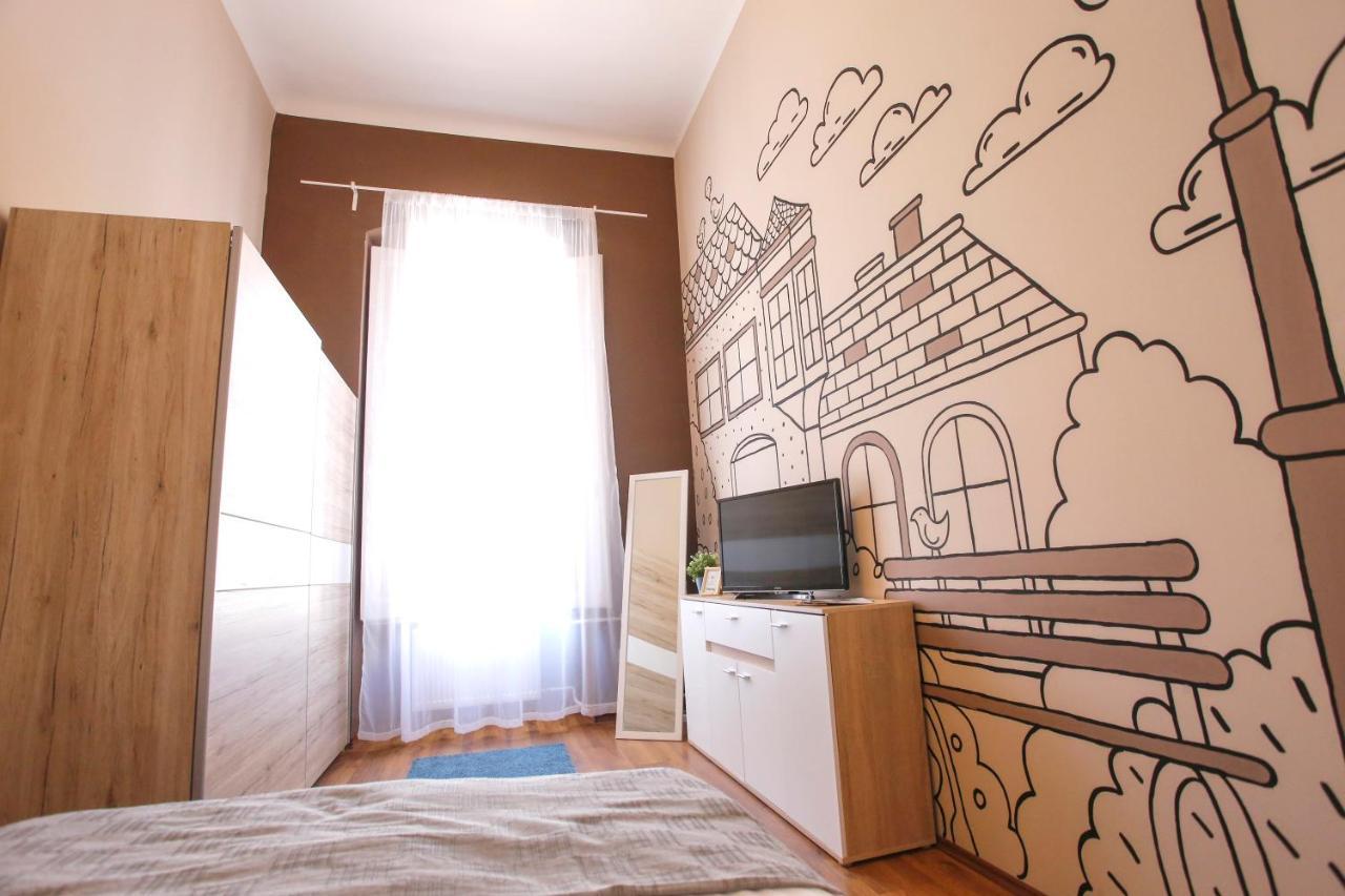 Urania Apartmanhaz Eger Ngoại thất bức ảnh