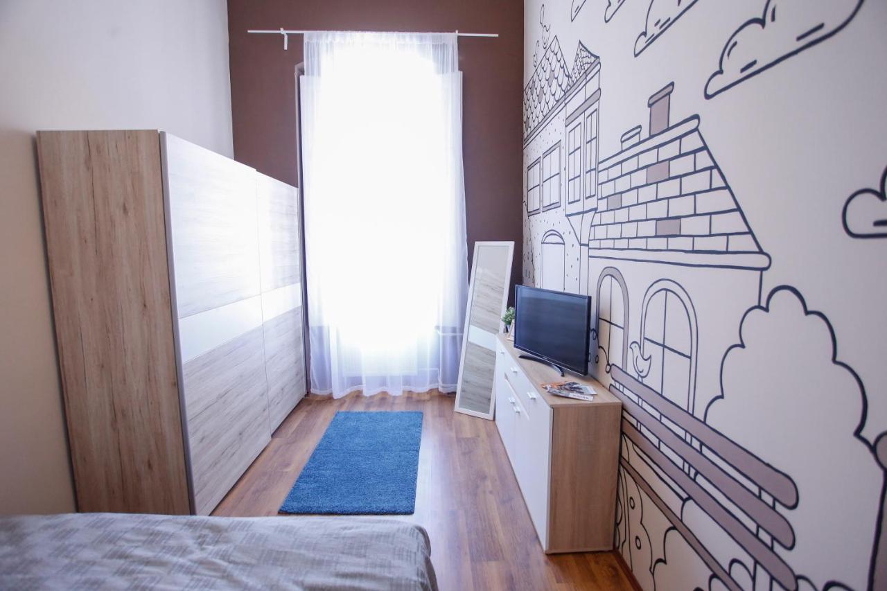Urania Apartmanhaz Eger Ngoại thất bức ảnh